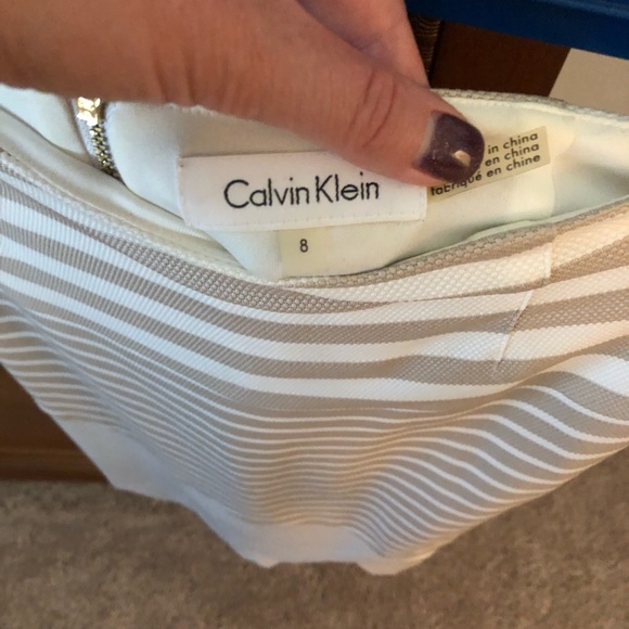 Striped Pencil Skirt - Picture 4 of 4